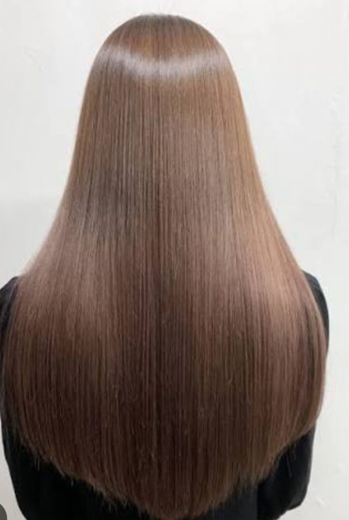 カラーで透明感ある髪へ